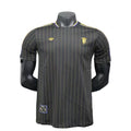 Manchester United Terrace Icons
25 Kit 3